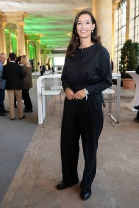 Pinar Atalay (Deutsche Fernsehmoderatorin), M100 Sanssouci Colloquium - Verleihung des M100 Media Award am 14. September 2023, 14.9.2023, Orangerie Sanssouci, Park Sanssouci, Potsdam, Brandenburg, Deutschland