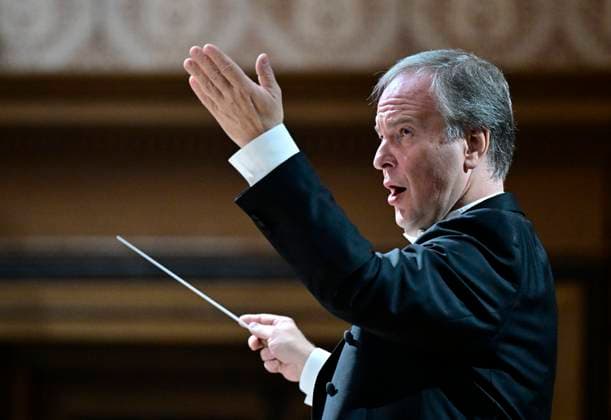 Finnish chief conductor of BBC Symphony Orchestra Sakari Oramo performs during the Czech Philharmonic concert at the Dvorak s Prague international music festival in Prague, Czech Republic, September 13, 2023. (CTKxPhoto RomanxVondrous) CTKPhotoP2023091408341  CTKPhotoP2023091408341