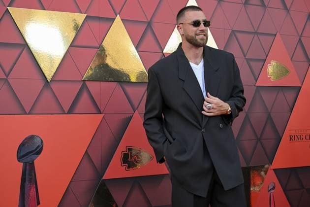 June 15, 2023, Kansas City, MISSOURI: Kansas City Chiefs tight end Travis Kelce walks the red carpet at Union Station for the Super Bowl LVII championship ring ceremony on June 15, 2023, in Kansas City, Missouri. Kansas City - ZUMAm67_ 20230615_zaf_m67_056 Copyright: xTammyxLjungbladx