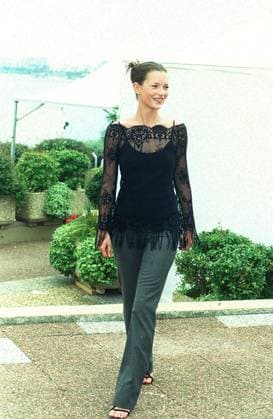 KATE MOSS British Model (Seen at a promotion for L Oreal at this year s Cannes Film Festival) COMPULSORY CREDIT: UPPA Photoshot Photo UIW 016148 X-05 24.05.1999 KATE MOSS British Model (Seen at a promotion for L Oreal at this year s Cannes Film Festival), Credit: uppa.co.uk Avalon United Kingdom  Copyright: x xuppa.co.ukx xAvalonx 0775376715