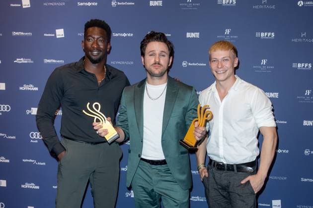 Award - Deutscher Schauspielpreis 2023 Dimitrij Schaad, Julius Nitschkoff und Farba Dieng bei der Verleihung Deutscher Schauspielpreis 2023 im Spindler und Klatt am 15.09.2023 in Berlin. Copyright: xEventpressxKochanx
