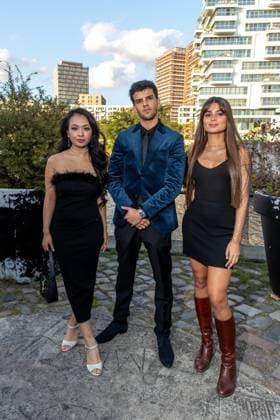 Award - Deutscher Schauspielpreis 2023 Andrea Guo, Ilyes Raoul Moutaoukkil und Lara Aylin Winkler bei der Verleihung Deutscher Schauspielpreis 2023 im Spindler und Klatt am 15.09.2023 in Berlin. Copyright: xEventpressxKochanx