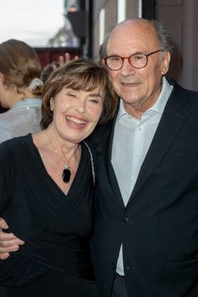 Award - Deutscher Schauspielpreis 2023 Thekla Carola Wied mit Ehemann Hannes Rieckhoff bei der Verleihung Deutscher Schauspielpreis 2023 im Spindler und Klatt am 15.09.2023 in Berlin. Copyright: xEventpressxKochanx