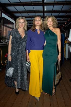 Award - Deutscher Schauspielpreis 2023 Gesine Cukrowski, Silke Burmester und Aline von Drateln bei der Verleihung Deutscher Schauspielpreis 2023 im Spindler und Klatt am 15.09.2023 in Berlin. Copyright: xEventpressxKochanx