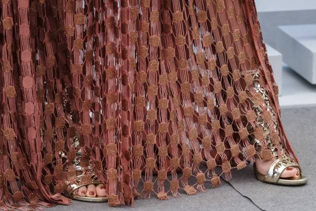 photocall for Elemental during the 76th Cannes International Film Festival Leah Lewis - dress and shoe detail photographed during the photocall for Elemental as part of the 76th Cannes International Film Festival at Palais des Festivals in Cannes, France on 27 May 2023., Credit:Julie Edwards Avalon France, French Riviera, Cannes, Palais des Festivals  Copyright: xJuliexEdwardsx xAvalonx 0779636485