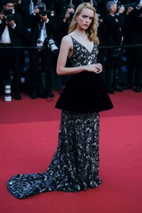 Red Carpet for the Closing Ceremony for the 76th Cannes International Film Festival Stacy Martin photographed during the Red Carpet for the Closing Ceremony for the 76th Cannes International Film Festival at Palais des Festivals in Cannes, France on 27 May 2023., Credit:Julie Edwards Avalon France, French Riviera, Cannes, Palais des Festivals  Copyright: xJuliexEdwardsx xAvalonx 0779859123