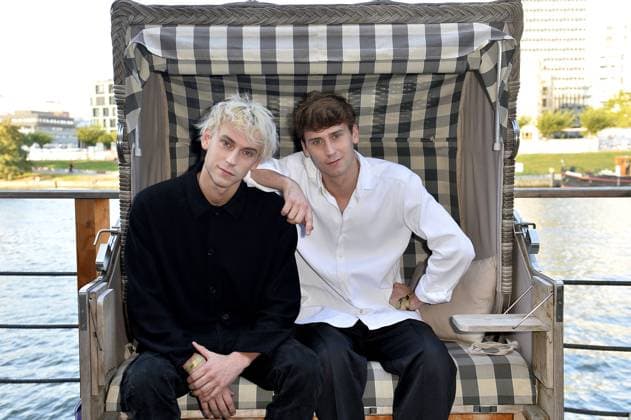 Oskar Belton und Emil Belton bei der Verleihung vom Deutschen Schauspielerpreis am 15.09.2023 in Berlin Deutscher Schauspielerpreis 2023 Verleihung in Berlin