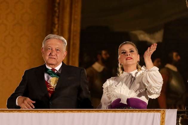 Andres Manuel Lopez Obrador, president of Mexico, gives the Cry of Independence September 15, 2023, Mexico City, Mexico: The president of Mexico, Andres Manuel Lopez Obrador, accompanied by his wife, Beatriz Gutierrez, presides over the ceremony of the Cry of Independence of Mexico, on the 213th anniversary of the beginning of the independence struggle, in the Zocalo in Mexico City. on September 15, 2023 in Mexico City, Mexico (Photo by Luis Barron Eyepix Group). Copyright: xLuisxBarronx xEyepixxGroupx LB_20230915_AMLO26