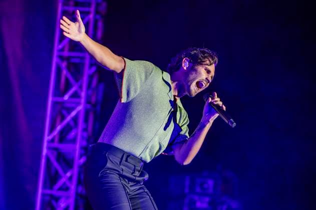 Moss Kena zu Gast bei Purple Disco Machine live im Amphitheater Junge Garde im Großen Garten. Dresden, 15.09.2023 *** Moss Kena as a guest of Purple Disco Machine live at Amphitheater Junge Garde im Großen Garten Dresden, 15 09 2023 Foto:xM.xPatzigx xFuturexImagex purple_3928