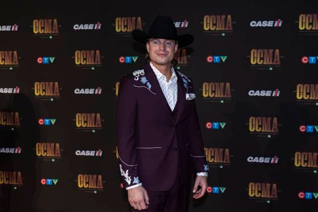September 16, 2023, Hamilton, ON, Canada: Jade Eagleson poses on the red carpet at the Canadian Country Music Awards in Hamilton, Ont., Saturday, Sept. 16, 2023. Hamilton Canada  - ZUMAc35_ 20230916_zaf_c35_247 Copyright: xNickxIwanyshynx