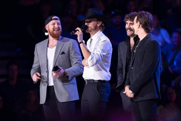 September 16, 2023, Hamilton, ON, Canada: Members of James Barker Band accept the award for Group or Duo of the Year during the Canadian Country Music Awards in Hamilton, Ont., Saturday, Sept. 16, 2023. Hamilton Canada  - ZUMAc35_ 20230916_zaf_c35_259 Copyright: xNickxIwanyshynx