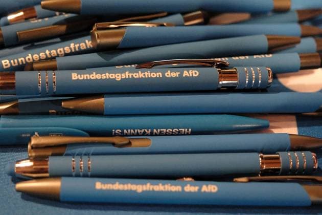 16.09.2023 xkhx Bad Arolsen Landtagswahl Hessen 2023 - Wahlkampf AFD-Wahlveranstaltung Symbolbilder Alternative für Deutschland - AFD *** 16 09 2023 xkhx Bad Arolsen state election Hesse 2023 election campaign AFD election event symbol pictures Alternative für Deutschland AFD KH