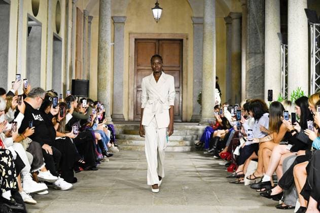 Entertainment Themen der Woche KW38 Entertainment Bilder des Tages Milan Fashion Week, Spring Summer 2024 Francomina fashion Show Milan Fashion Week, Spring Summer 2024 Francomina fashion Show fashion Show Milan, Women s Fashion Autumn Winter 2024 Audrey Vallens Fashion Show Pictured: model MILAN Italy  Copyright: xIPA ABACAx BRIPA20230919_017 IPA ABACAx BRIPA20230919_017