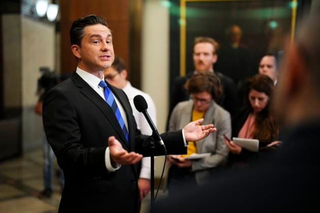 September 19, 2023, Ottawa, Ontario, Canada: Conservative Leader Pierre Poilievre speaks to reporters in the foyer of the House of Commons on Parliament Hill in Ottawa on Tuesday, Sept. 19, 2023. Ottawa Canada  - ZUMAc35_ 20230919_zaf_c35_022 Copyright: xSeanxKilpatrickx