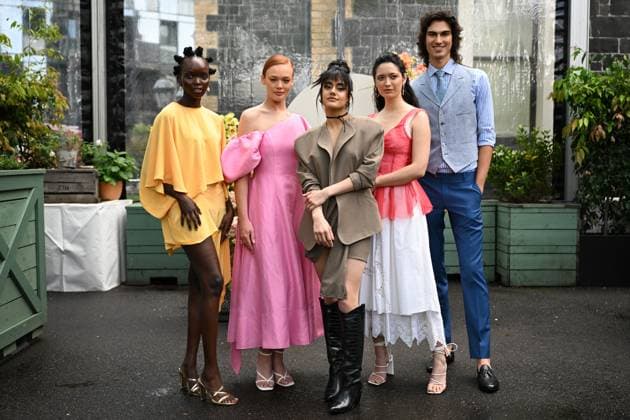 Entertainment Themen der Woche KW38 Entertainment Bilder des Tages MELBOURNE FASHION WEEK PROGRAM LAUNCH, Melbourne Fashion Week 2023 Ambassador Ayesha Madon (centre) poses for a photograph with models ahead of Melbourne Fashion Week at the Commons Collective, Melbourne, Wednesday, September 20, 2023. ( NO ARCHIVING, EDITORIAL USE ONLY, NO USE IN BOOKS WITHOUT CONSENT MELBOURNE VIC AUSTRALIA  Copyright: xJAMESxROSSx 20230920001843415318