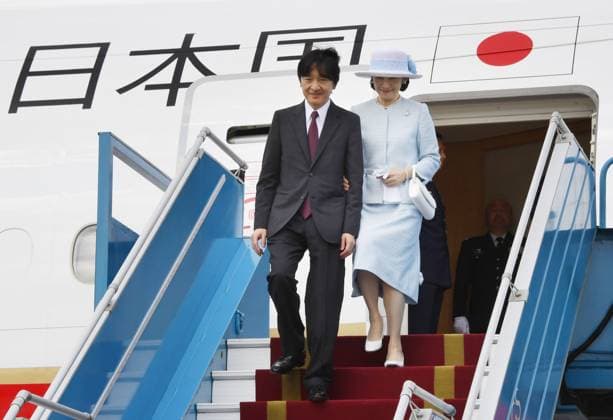 Japan crown prince, crown princess in Hanoi Japan s Crown Prince Fumihito and his wife Crown Princess Kiko arrive at Noi Bai International Airport in Hanoi on Sept. 20, 2023, for an official visit to Vietnam to commemorate the 50th anniversary of the establishment of diplomatic relations between the countries.  A14AA0001898803P