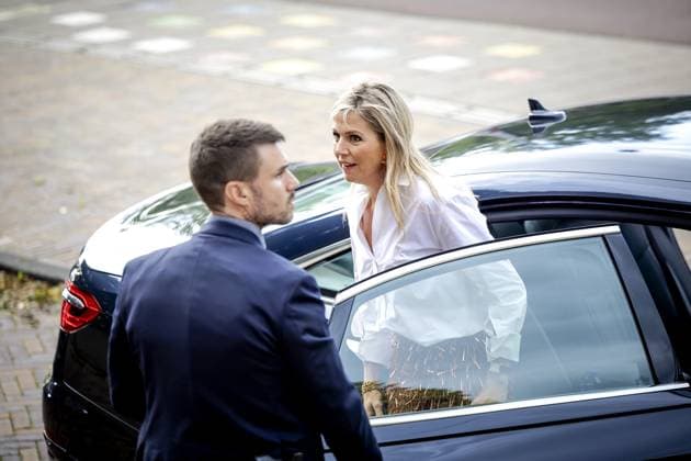 AMSTERDAM - Queen Maxima arrives at the winners dinner of the King Willem I Prizes. The winners dinner marks the start of registrations for the biennial business awards. ANP ROBIN VAN LONKHUIJSEN netherlands out - belgium out  Copyright: xx x478787255x originalFilename: 478787255.jpg