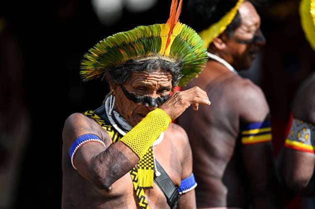 Brasilien, Oberster Gerichtshof stärkt mit wegweisender Entscheidung die Rechte indigener Völker BRASÍLIA, DF - 21.09.2023: JULGAMENTO DO MARCO TEMPORAL - Photo, Indigenous people celebrating the majority of votes against the time frame. This Thursday (21), with the vote of Minister Luiz Fux, the Federal Supreme Court formed a majority against the Temporal Framework. x2437794x  TonxMolina