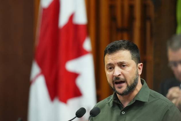 September 22, 2023, Ottawa, ON, Canada: Ukrainian President Volodymyr Zelenskyy delivers a speech in the House of Commons in Ottawa on Friday, Sept. 22, 2023. Ottawa Canada  - ZUMAc35_ 20230922_zaf_c35_097 Copyright: xSeanxKilpatrickx