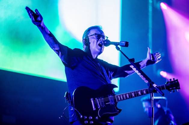 Entertainment Themen der Woche KW38 AMSTERDAM - The band New Order with lead singer and guitarist Bernard Sumner during a concert in Ziggo Dome. The English band is playing in this Amsterdam concert hall for the first time. ANP PAUL BERGEN netherlands out - belgium out  Copyright: xx x479106492x originalFilename: 479106492.jpg