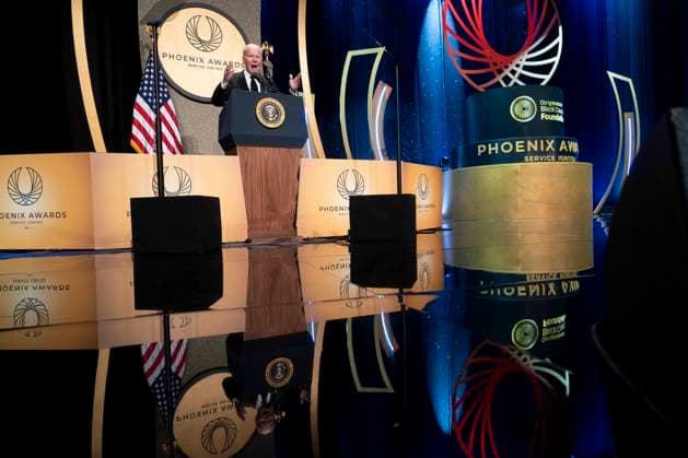 News Themen der Woche KW38 News Bilder des Tages US President Joe Biden speaks during the 2023 Phoenix Awards Dinner at the Washington Convention Center in Washington, DC on Saturday, September 23, 2023. The dinner, hosted by the Congressional Black Caucus, recognizes individuals who have impacted the Black community.  WAX20230923881 BONNIExCASH