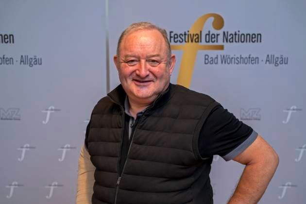23.09.2023, Internationales Klassikfestival: Festival der Nationen 2023, im Kurhaus Bad Wörishofen im Unterallgäu, Konzert im Kursaal mit Pianist Igor Levit (GER) und vbw-Festival-Orchester. Ehrengäste: Peter Messner (Hoteldirektor Sonnenhof Steigenberger) 23.09.2023, Klassikfestival Bad Wörishofen 23.09.2023, Klassikfestival Bad Wörishofen