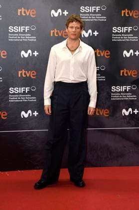 James Norton bei der Premiere des Kinofilms Ex-Husbands Men of Divorce auf dem 71. Internationalen Filmfestival San Sebastian Festival Internacional de Cine de San Sebastian im Kursaal. San Sebastian, 24.09.2023