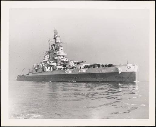 RECORD DATE NOT STATED USS Nevada (BB-36). This item is a photograph depicting the battleship USS Nevada (BB-36) when she was based at the Boston Navy Yard and served in convoy duty in the Atlantic during World War II. USS Nevada was the second U.S. Navy ship to be named after the 36th state in the Union and was the lead of two Nevada-class battleships; USS Oklahoma (BB-37) was her sister ship. Laid down November 4, 1912 and launched July 11, 1914 by the Fore River Shipyard in Quincy, Massachusetts, Nevada was commissioned March 11, 1916 at Boston Navy Yard. She served in both World Wars and was the only battleship present at both the attack on Pearl Harbor (December 7, 1941) and the invasion of Normandy (June 6, 1944). At Pearl Harbor, Nevada grounded after sust Copyright: xpiemagsx piemagsnarww218062023-35 !ACHTUNG AUFNAHMEDATUM GESCHÄTZT!