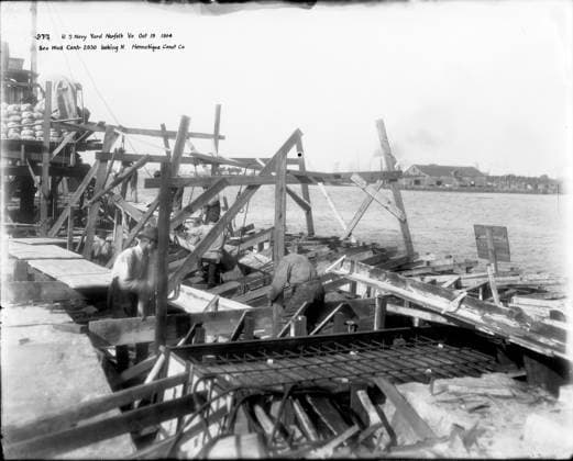 RECORD DATE NOT STATED Historic photographs of the Norfolk Naval shipyard located in the Fifth Naval District. Operating under the Department of Defense and the Department of the Navy. Copyright: xpiemagsx piemagsnornavshpy24062023-790 !ACHTUNG AUFNAHMEDATUM GESCHÄTZT!