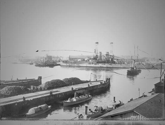 RECORD DATE NOT STATED Historic photographs of the Norfolk Naval shipyard located in the Fifth Naval District. Operating under the Department of Defense and the Department of the Navy. Copyright: xpiemagsx piemagsnornavshpy24062023-987 !ACHTUNG AUFNAHMEDATUM GESCHÄTZT!