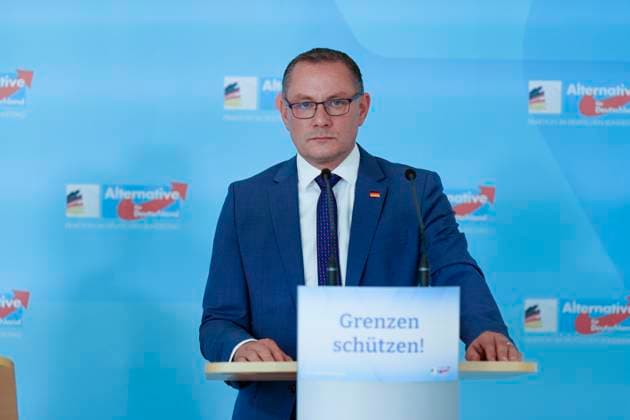 AfD-Bundestagsfraktion, Tino Chrupalla Fraktionssitzung AfD-Bundestagsfraktion, Pressestatement, Vorsitzende der AfD-Bundestagsfraktion, Bundessprecher, Alice Weidel, Tino Chrupalla Berlin Berlin GER *** AfD parliamentary group, Tino Chrupalla parliamentary group meeting AfD parliamentary group, press statement, chairwoman of the AfD parliamentary group, federal spokesman, Alice Weidel, Tino Chrupalla Berlin Berlin GER