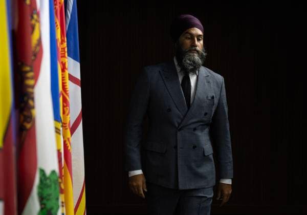 September 26, 2023, Ottawa, ON, Canada: New Democratic Party leader Jagmeet Singh makes his way to the podium for a news conference on Parliament Hill, Tuesday, September 26, 2023 in Ottawa. Ottawa Canada  - ZUMAc35_ 20230926_zaf_c35_019 Copyright: xAdrianxWyldx