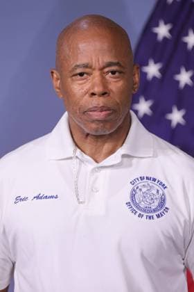 September 25, 2023, NY, USA: City Hall, New York, USA, September 25, 2023 - Mayor Eric Adams thanks the lifeguards, emergency medical technicians (EMT), and New York City Police Department (NYPD) officers who heroically rescued a New Yorker from a shark attack on Rockaway Beach. Photo: Giada Papini Rampelotto EuropaNewswire USA - ZUMAra1_ 20230925_aap_ra1_024 Copyright: xLuizxRampelottox