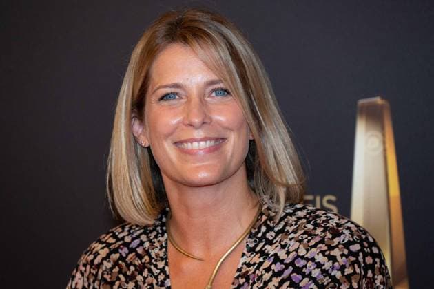 Valerie NIEHAUS, Schauspielerin, Roter Teppich, Red Carpet Show, Ankunft, arrival, Verleihung des Deutschen Fernsehpreises, Die Nacht der Kreativen - Der Deutsche Fernsehpreis 2023, Deutscher Fernsehpreis 2023 in Koeln, am 27.09.2022.