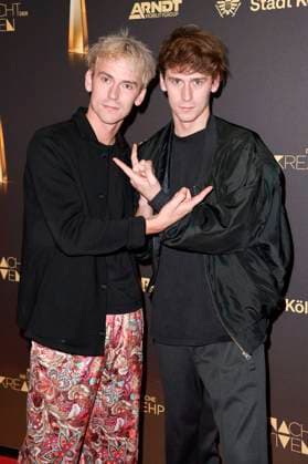 Emil Belton und Oskar Belton bei der Verleihung des Deutschen Fernsehpreises 2023 - Die Nacht der Kreativen in der Flora Köln. Köln, 27.09.2023