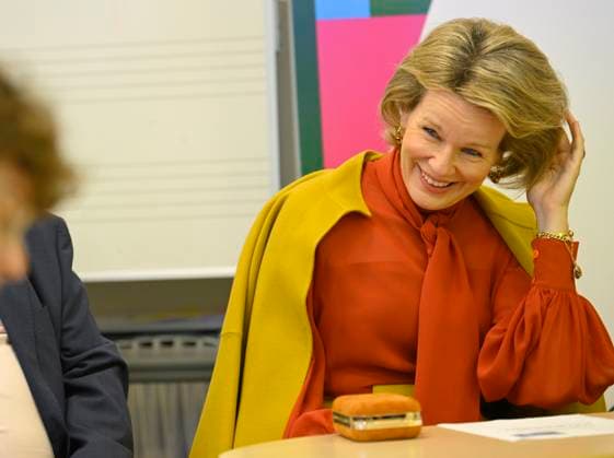HRH Queen Mathilde Visits Musica Mundi in Waterloo WATERLOO, BELGIUM - SEPTEMBER 28 : Queen Mathilde of Belgium is visiting the Musica Mundi school in Waterloo. This international school offers young gifted musicians aged 10 to 18 the opportunity to combine professional music training with a general secondary education program. Young talents from all over the world receive intensive individual instrument training and classroom lessons in music and general education. The Queen attends a lesson, attends a concert and meets the teachers and students..Visit pictured on SEPTEMBER 28, 2023 in Waterloo, Belgium, 28 09 2023 Waterloo Belgium  Copyright: xPhilipxReynaersx