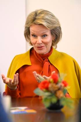 HRH Queen Mathilde Visits Musica Mundi in Waterloo WATERLOO, BELGIUM - SEPTEMBER 28 : Queen Mathilde of Belgium is visiting the Musica Mundi school in Waterloo. This international school offers young gifted musicians aged 10 to 18 the opportunity to combine professional music training with a general secondary education program. Young talents from all over the world receive intensive individual instrument training and classroom lessons in music and general education. The Queen attends a lesson, attends a concert and meets the teachers and students..Visit pictured on SEPTEMBER 28, 2023 in Waterloo, Belgium, 28 09 2023 Waterloo Belgium  Copyright: xPhilipxReynaersx