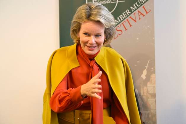 HRH Queen Mathilde Visits Musica Mundi in Waterloo WATERLOO, BELGIUM - SEPTEMBER 28 : Queen Mathilde of Belgium is visiting the Musica Mundi school in Waterloo. This international school offers young gifted musicians aged 10 to 18 the opportunity to combine professional music training with a general secondary education program. Young talents from all over the world receive intensive individual instrument training and classroom lessons in music and general education. The Queen attends a lesson, attends a concert and meets the teachers and students..Visit pictured on SEPTEMBER 28, 2023 in Waterloo, Belgium, 28 09 2023 Waterloo Belgium  Copyright: xPhilipxReynaersx