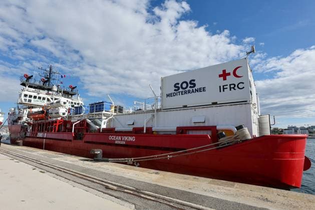 The humanitarian and rescue ship Ocean Viking of the NGO SOS Méditerranée in Marseille, France - 22 Sept 2023 A view of the humanitarian and rescue ship Ocean Viking calling at the French Mediterranean port of Marseille. The Ocean Viking, the ship, chartered by the NGO SOS Méditerranée, has been making a technical stopover in Marseille (France) since Wednesday September 20. The NGO has rescued nearly 39,000 people in the Mediterranean since 2016, mainly in the central Mediterranean, the most dangerous migration route in the world. On board the Ocean Viking, SOS Méditerranée takes care of the rescue part while the IFRC (International Federation of Red Cross and Red Crescent Societies) manages on-board care. Marseille France Copyright: xDenisxThaustx xSOPAxImagesx Denis Thaust-2530