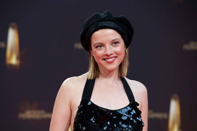 Entertainment Bilder der Woche Entertainment Bilder des Tages Jella HAASE, Schauspielerin, Roter Teppich, Red Carpet Show, Ankunft, arrival, Verleihung des Deutschen Fernsehpreises, Der Deutsche Fernsehpreis 2023, Deutscher Fernsehpreis 2023 in den MMC Studios Koeln, am 28.09.2023.