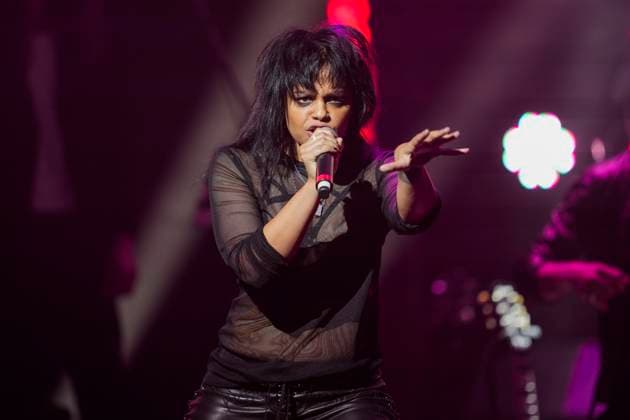 September 28, 2023, Toronto, ON, CANADA: Fefe Dobson perfoms öÄÃ²Watcha Do to My BodyöÄÃ during the 2023 CanadaöÄÃ s Walk of Fame ceremony in Toronto, Thursday, Sept. 28, 2023. 13 bands were inducted into this years class at the Rock of Fame event. Toronto CANADA  - ZUMAc35_ 20230928_zaf_c35_134 Copyright: xAndrewxLahodynskyjx