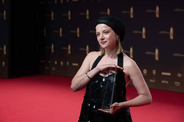 Preistraeger Jella HAASE, Schauspielerin, Kategorie Schauspielerin fuer Kleo, Verleihung des Deutschen Fernsehpreises, Der Deutsche Fernsehpreis 2023, Deutscher Fernsehpreis 2023 in den MMC Studios Koeln, am 28.09.2023.