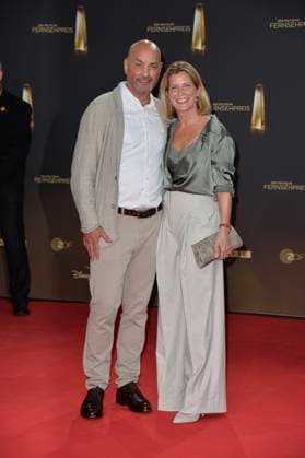 Valerie Niehaus und Ehemann Manuel Graf bei der Verleihung des Deutschen Fernsehpreises in Koeln 28.09. 2023