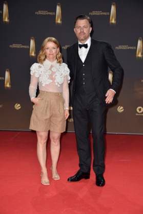 Karoline Schuch und Friedrich Muecke bei der Verleihung des Deutschen Fernsehpreises in Koeln 28.09. 2023