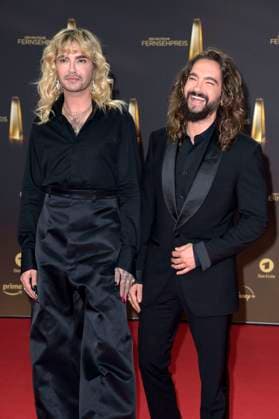 Bill Kaulitz mit Bruder Tom Kaulitz bei der Verleihung des Deutschen Fernsehpreises 2023 in den MMC Studios. Köln, 28.09.2023