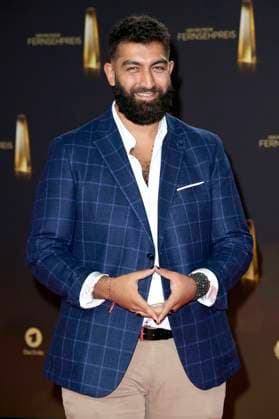 Faisal Kawusi bei der Verleihung des Deutschen Fernsehpreises 2023 in den MMC Studios. Köln, 28.09.2023