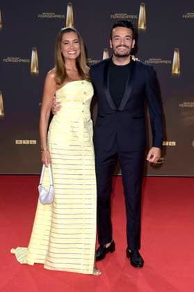 Giovanni Zarrella mit Ehefrau Jana Ina Zarrella bei der Verleihung des Deutschen Fernsehpreises 2023 in den MMC Studios. Köln, 28.09.2023