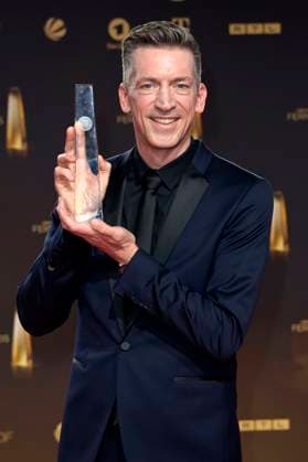 Steffen Hallaschka bei der Verleihung des Deutschen Fernsehpreises 2023 in den MMC Studios. Köln, 28.09.2023