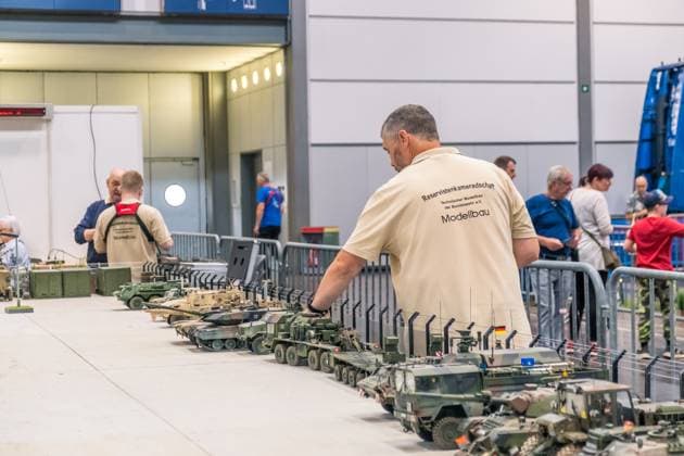 Die Modell Hobby Spiel Messe 2023 hat auf dem Leipziger Messegelände begonnen. Zahlreiche Aussteller aus dem Bereich Brettspiel, Modellbau und Bastel locken viele Besucher auf die Neue Messe im Leipziger Norden. Modell Hobby Spiel 2023