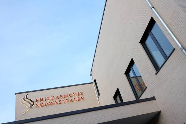 Offizielle Eroeffnung (Eröffnung), neuer Probesaal, neues Probehaus, Haus der Musik der Philharmonie Suedwestfalen (Südwestfalen) in der Oranienstrasse in Siegen Philharmonie Suedwestfalen Haus der Musik am 28.09.2023 in Siegen Deutschland. NUTZUNG NUR REDAKTIONELL